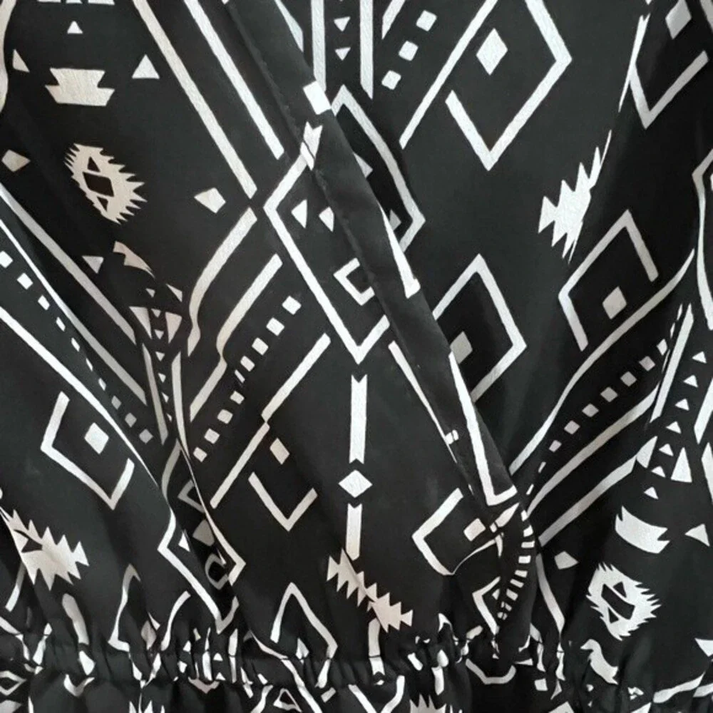 Black and white wrap top aztec print dress size small
